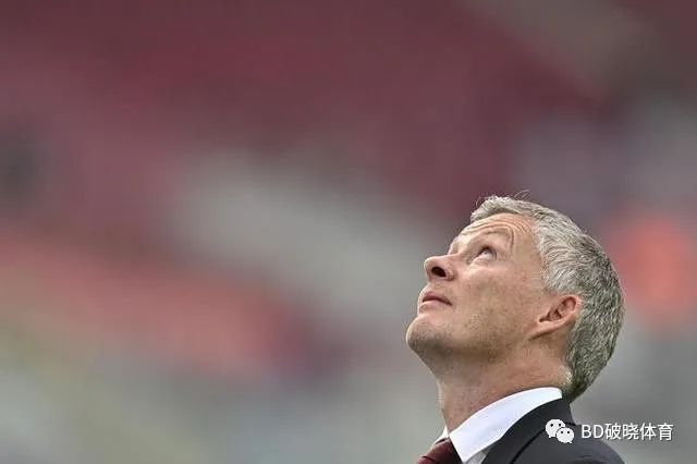 九游体育官网-转折点里尔临场应变，欧联今晚攻防权衡，气氛紧张，心理建设被强调(我和情敌0匹配100蛋挞鲨)