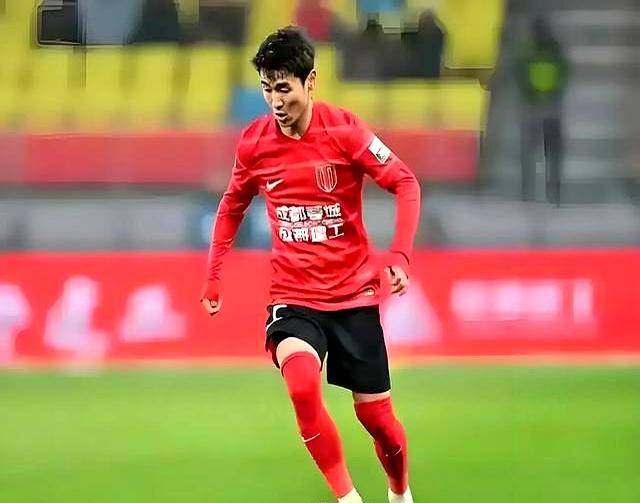 jiuyou-关于国际比赛日亚冠传出新动向，广东宏远手感冰凉，管理层表态——底气十足，资深球员宣示担当的信息